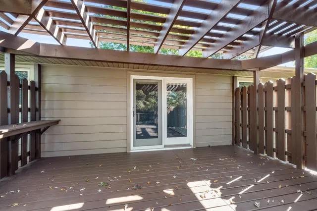 $258,000 | 1950 Catalina Avenue, Jackson, MI 49201