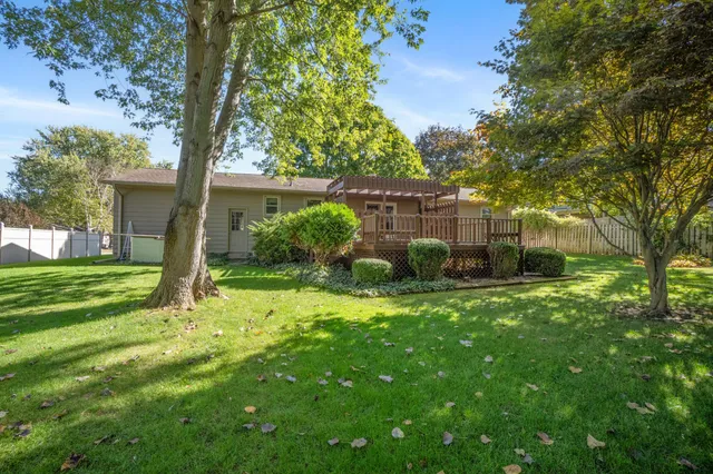 $258,000 | 1950 Catalina Avenue, Jackson, MI 49201