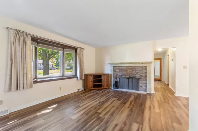 $258,000 | 1950 Catalina Avenue, Jackson, MI 49201