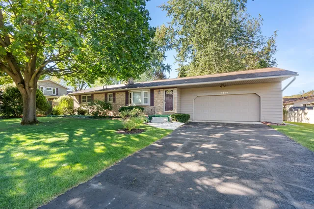 $258,000 | 1950 Catalina Avenue, Jackson, MI 49201