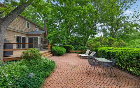 $2,050,000 | 19 Seward Drive, Woodbury, NY 11797