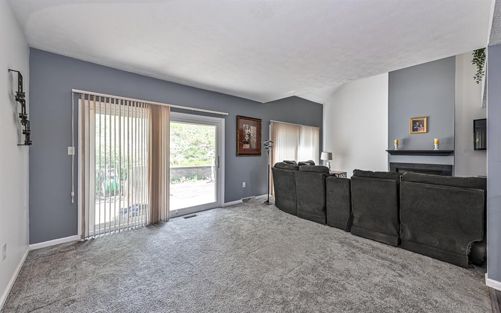 2572 B Grouse Ridge Wexford, PA 15090 - Photo 6 of 28 Dining Room