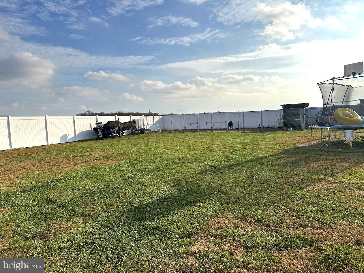 7082 Cannon Road Bridgeville, DE 19933 - Photo 44 of 67 a view of a ocean with a big yard