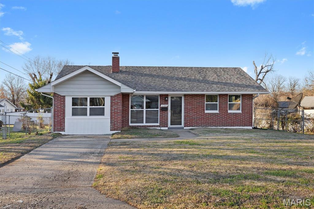 754 North 68th Street East St. Louis, IL 62203 - Photo 1 of 22