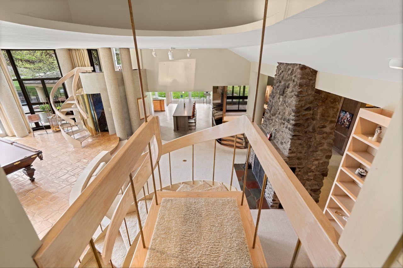 92 Riverview Park Road Manchester, NH 03102 - Photo 11 of 40 Gallery Image 11
