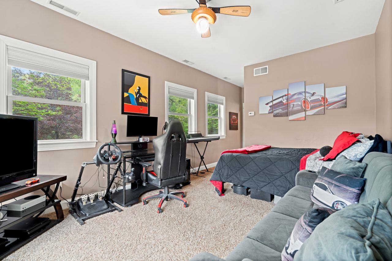 92 Riverview Park Road Manchester, NH 03102 - Photo 22 of 40 Gallery Image 22