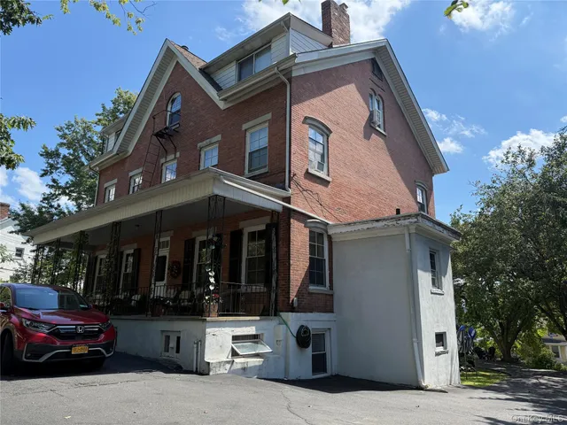 a car parked in front of building