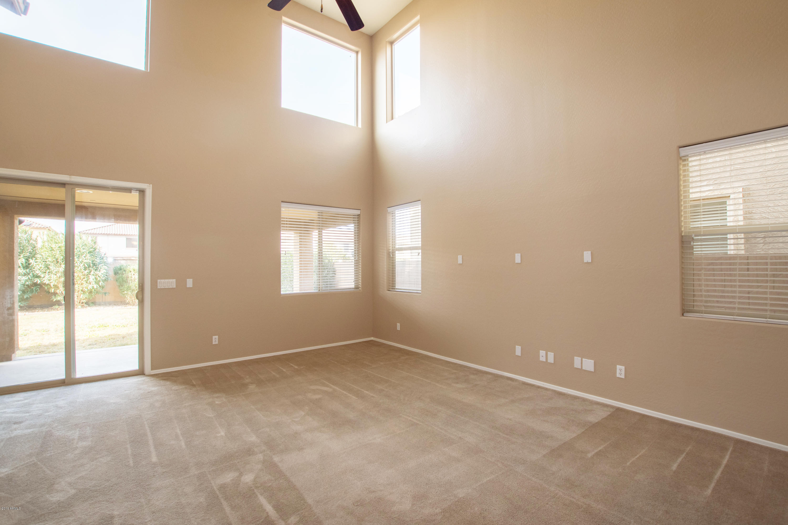 19090 North Lariat Road Maricopa, AZ 85138 - Photo 5 of 30 05 Family Room