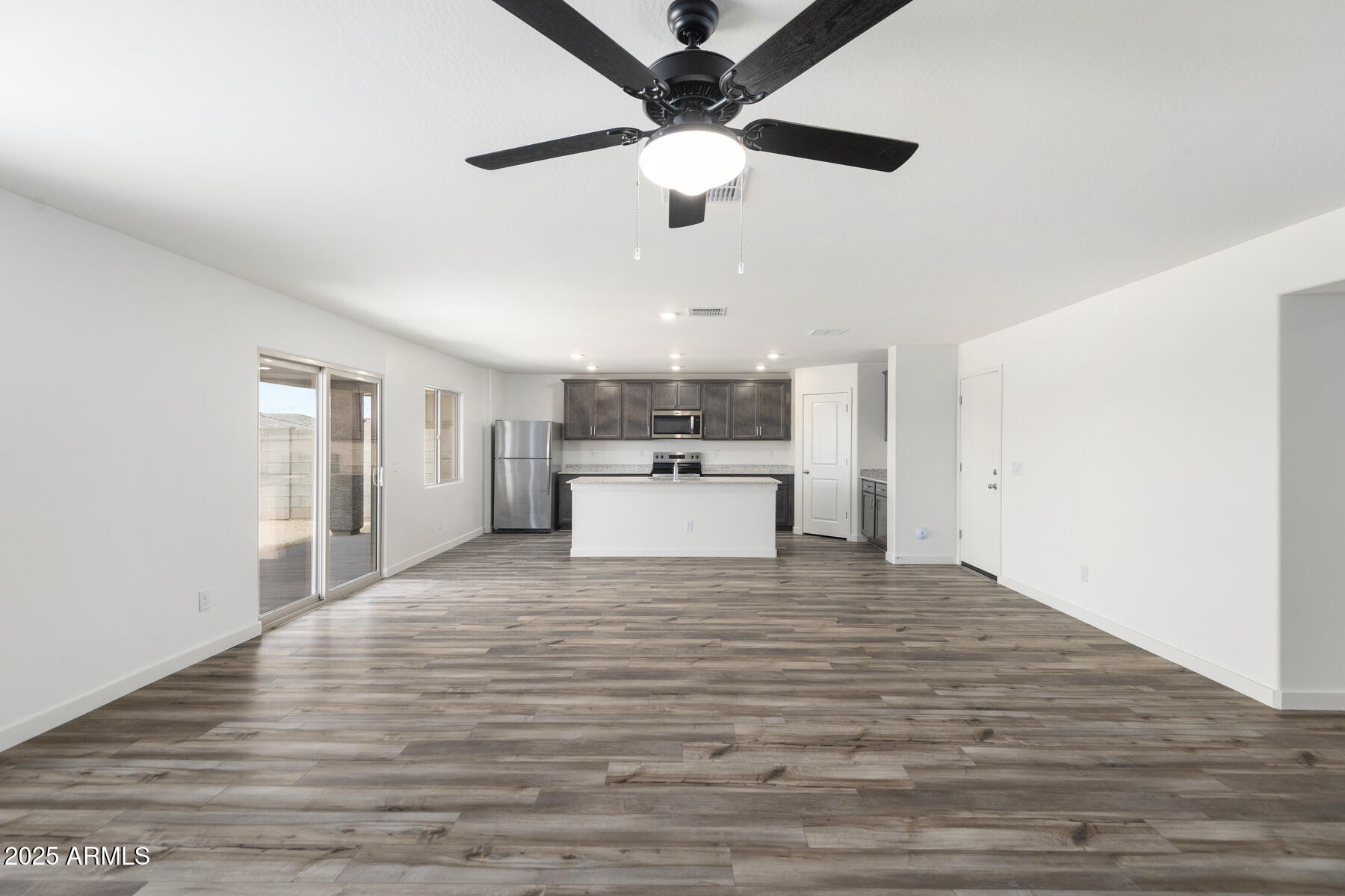 1074 West Virginia Avenue Florence, AZ 85132 - Photo 13 of 27 Southwest_Stafford_R_012