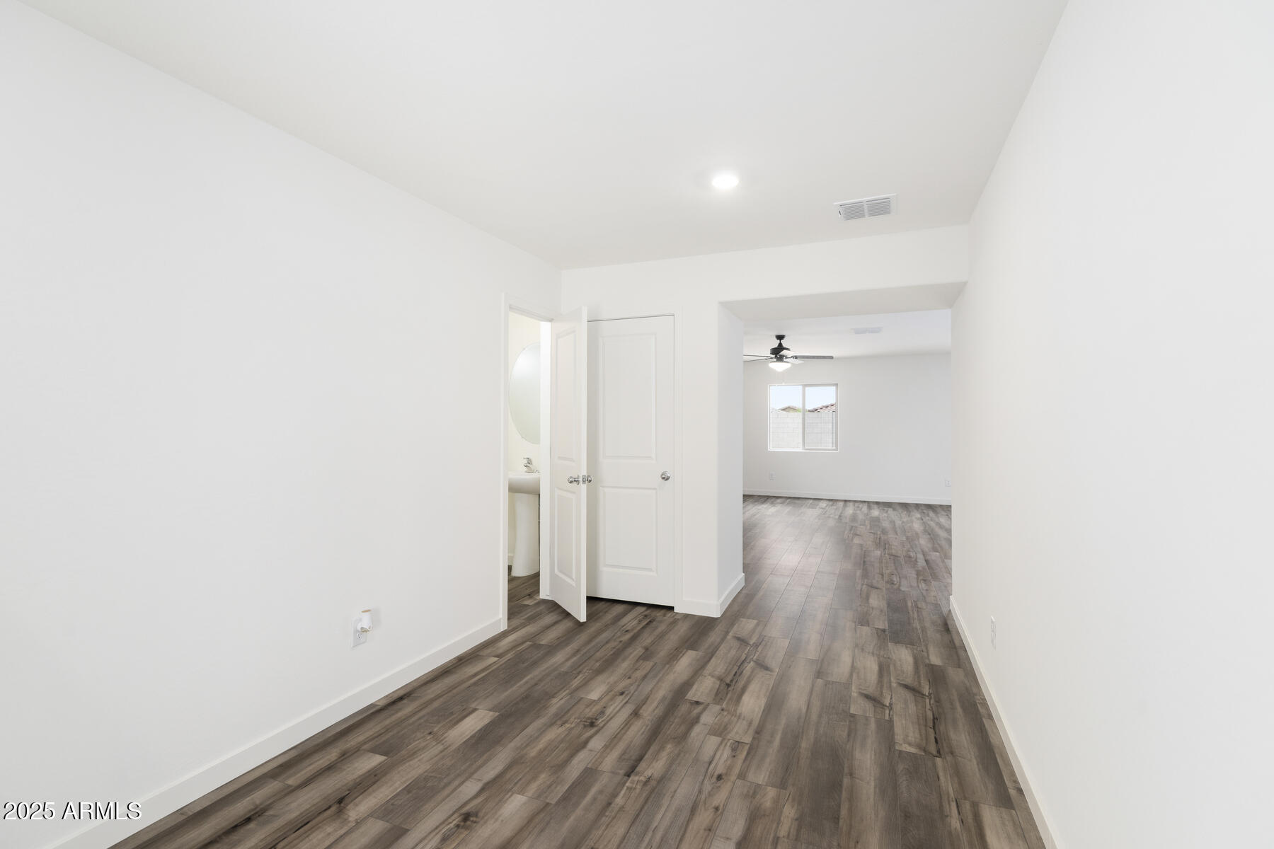 1074 West Virginia Avenue Florence, AZ 85132 - Photo 6 of 27 Southwest_Stafford_R_024