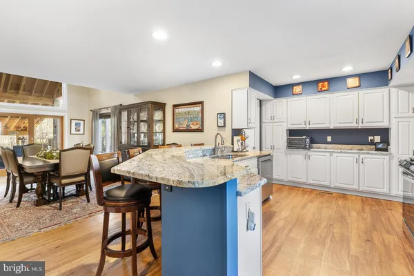 $975,000 | 335 Prospect Bay Drive West, Grasonville, MD 21638