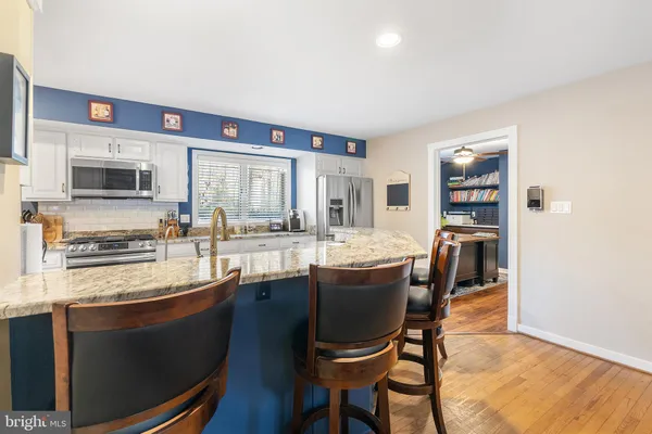 $975,000 | 335 Prospect Bay Drive West, Grasonville, MD 21638