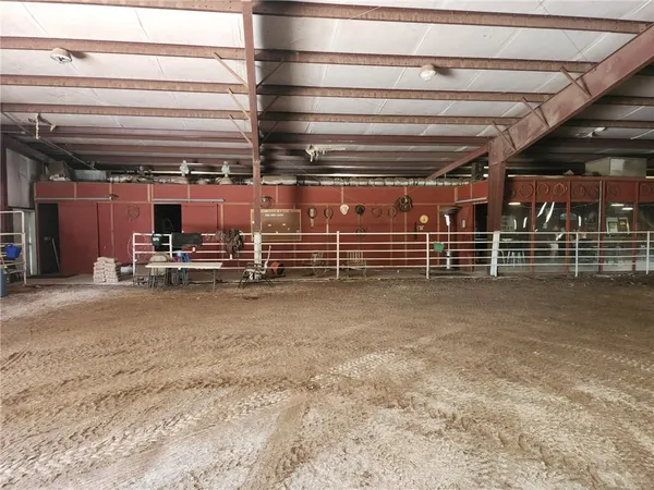$799,000 | 521 East McKay Street, Frontenac, KS 66763