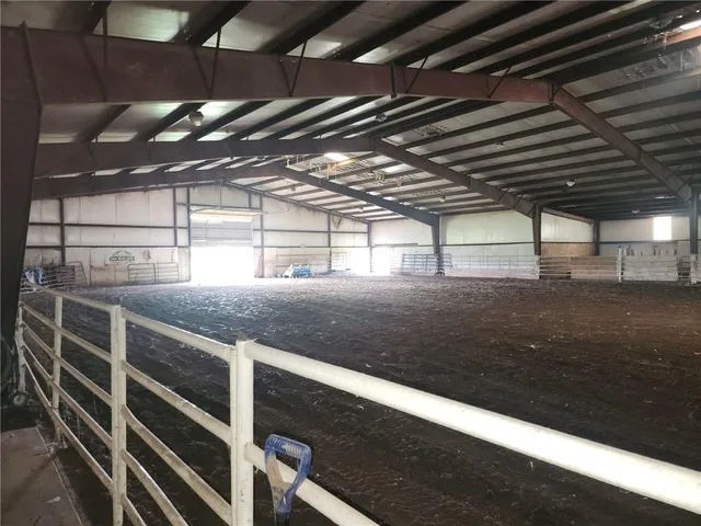 $899,000 | 521 East McKay Street, Frontenac, KS 66763