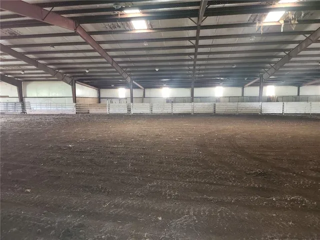 $899,000 | 521 East McKay Street, Frontenac, KS 66763