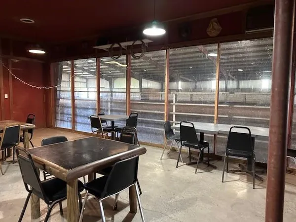 $799,000 | 521 East McKay Street, Frontenac, KS 66763