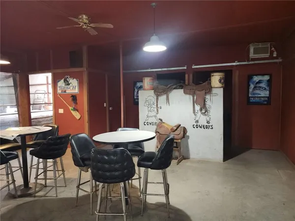 $799,000 | 521 East McKay Street, Frontenac, KS 66763