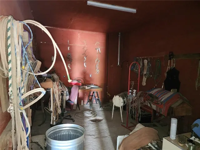 $899,000 | 521 East McKay Street, Frontenac, KS 66763