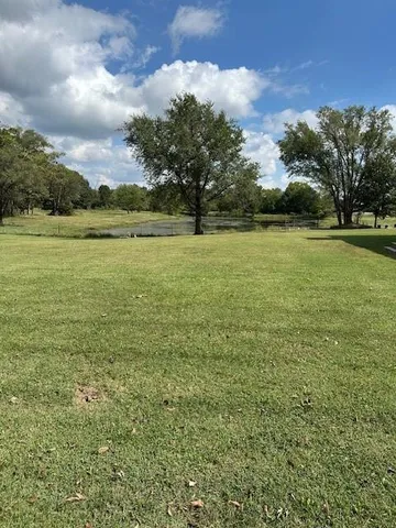 $899,000 | 521 East McKay Street, Frontenac, KS 66763