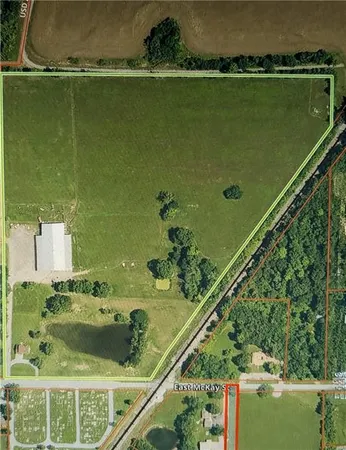 $799,000 | 521 East McKay Street, Frontenac, KS 66763