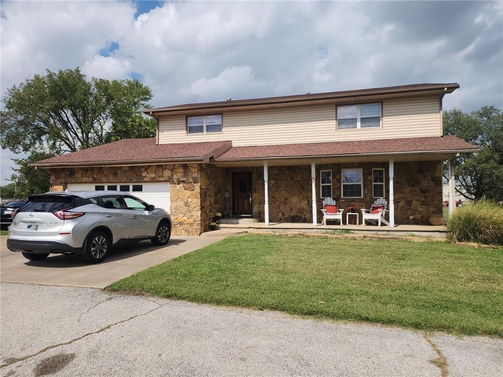 521 East McKay Street Frontenac, KS 66763 - Photo 9 of 65