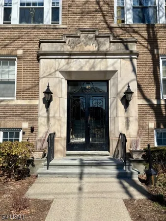 $239,000 | 45 Park Avenue, Unit 5, Bloomfield, NJ 07003