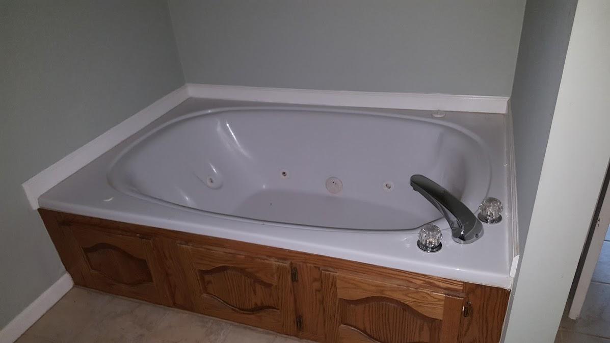 100 Laural Brook Road Dunlap, TN 37327 - Photo 13 of 25 Whirlpool tub MB