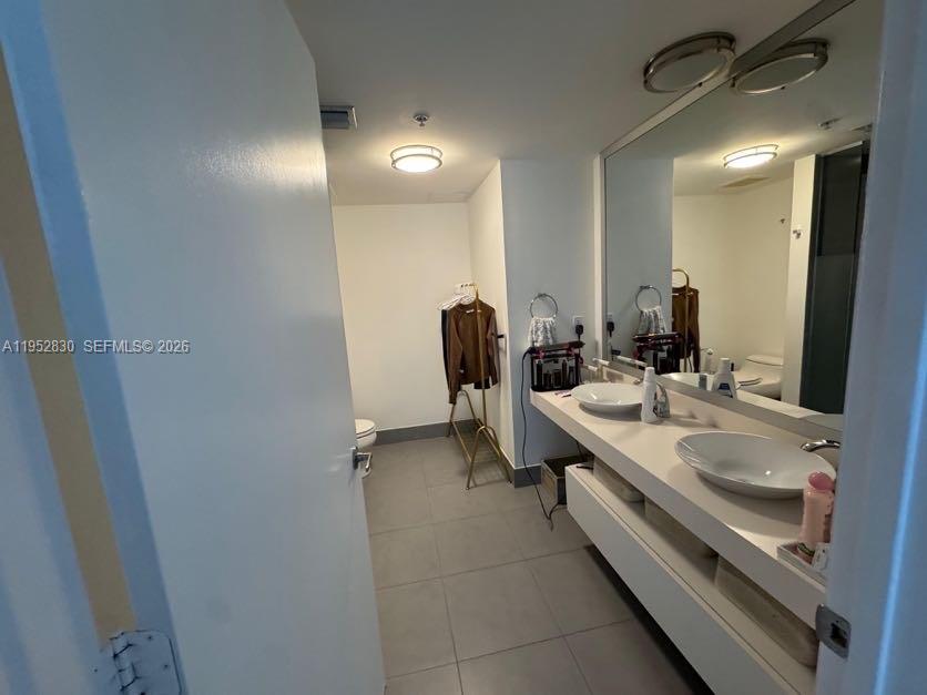 92 Southwest 3rd Street, Unit 3104 Miami, FL 33130 - Photo 7 of 17