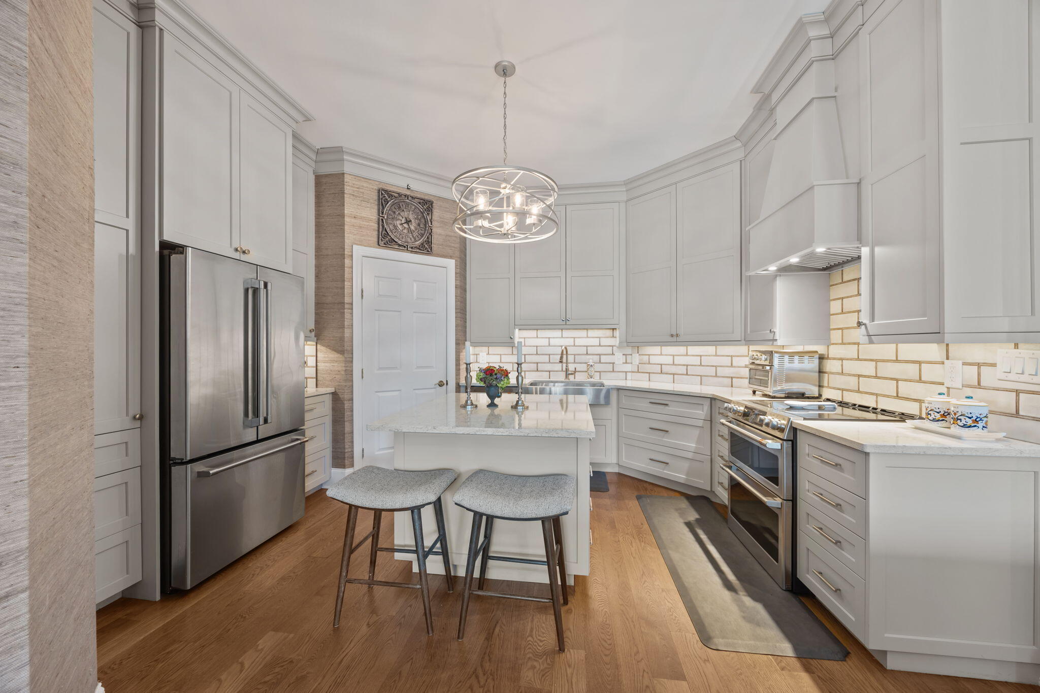 2 Wharfside Street, Unit 5E Charleston, SC 29401 - Photo 16 of 35 15-web-or-mls-470A3995