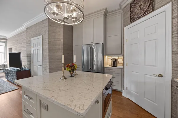 $8,500 | 2 Wharfside Street, Unit 5E, Charleston, SC 29401