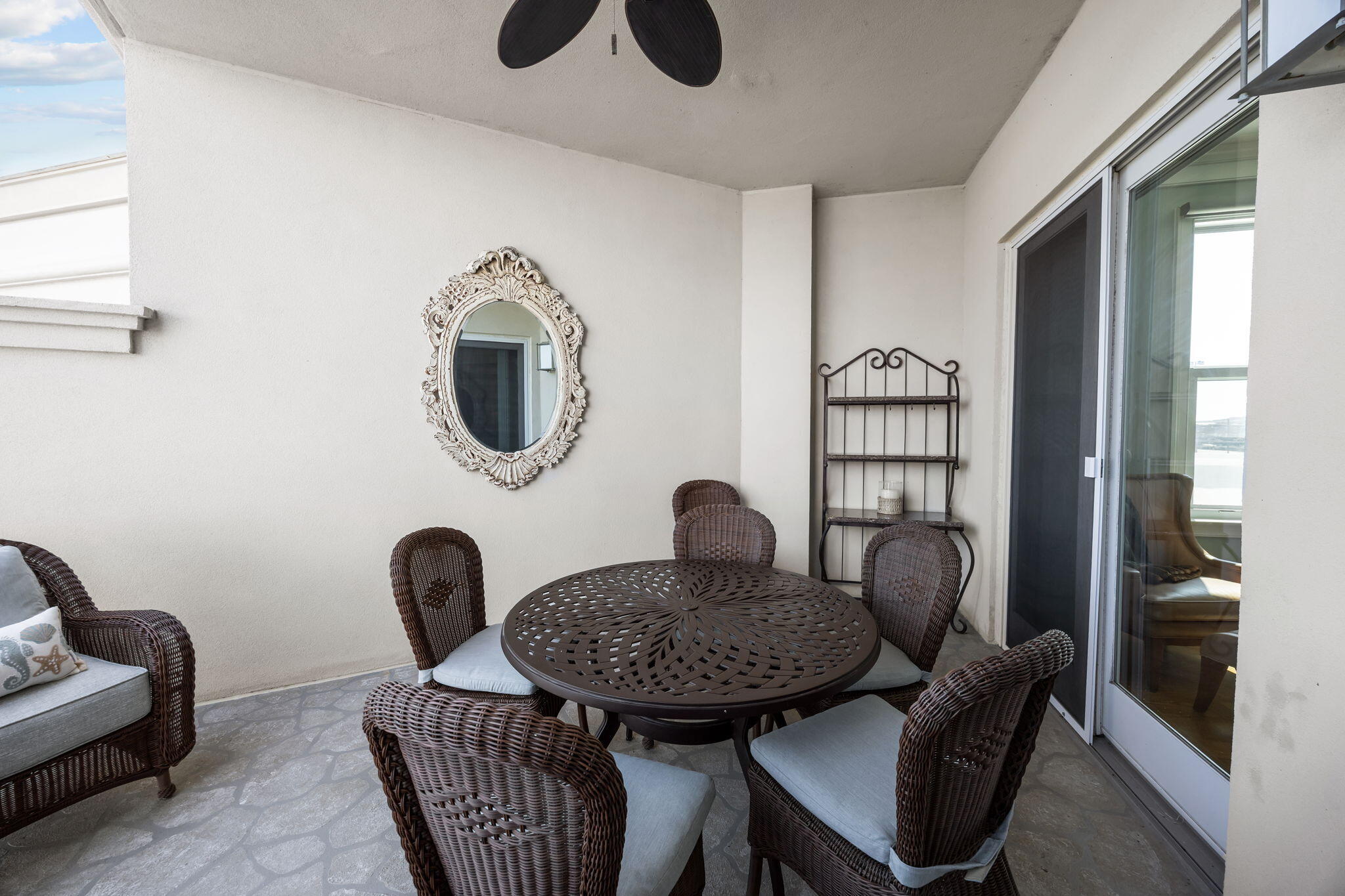 2 Wharfside Street, Unit 5E Charleston, SC 29401 - Photo 29 of 35 32-web-or-mls-470A4038