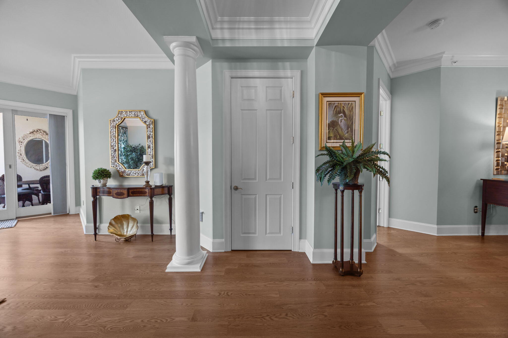 2 Wharfside Street, Unit 5E Charleston, SC 29401 - Photo 3 of 35 3-0