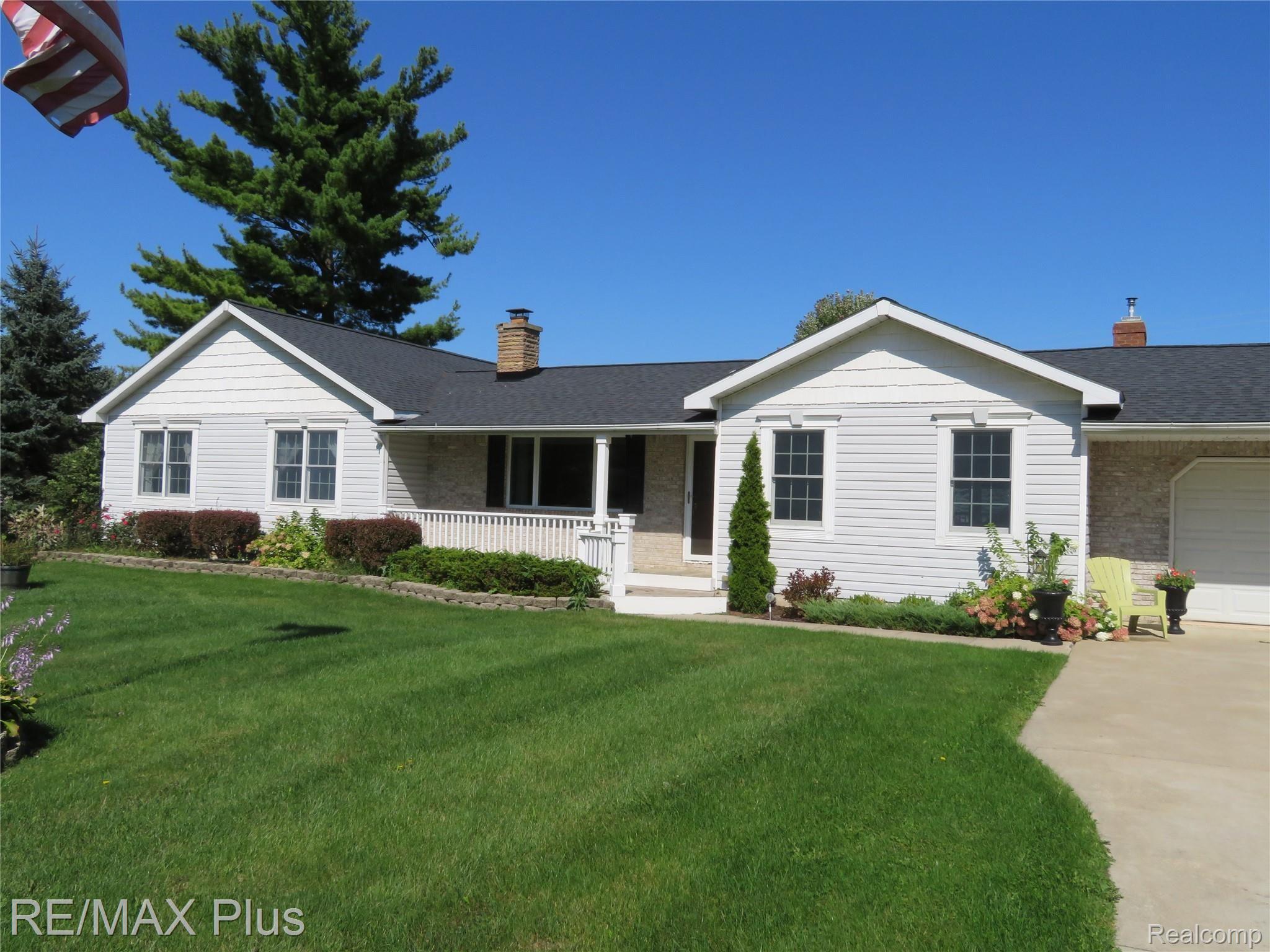 1068 Turrill Road Lapeer, MI 48446 - Photo 37 of 37 IMG_2203.JPG