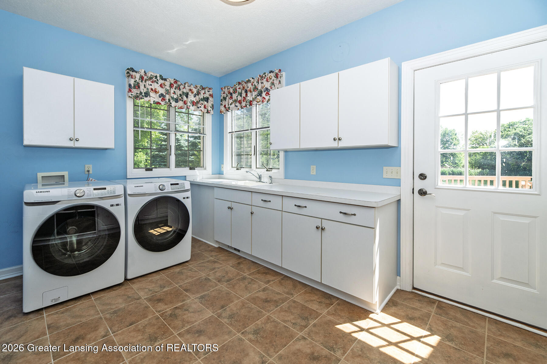 16677 Peacock Road Haslett, MI 48840 - Photo 21 of 36 21
