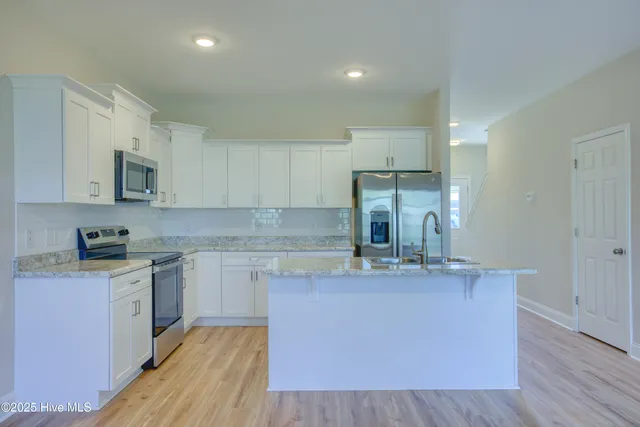 $279,900 | 220 Sandpiper Place, Holly Ridge, NC 28445