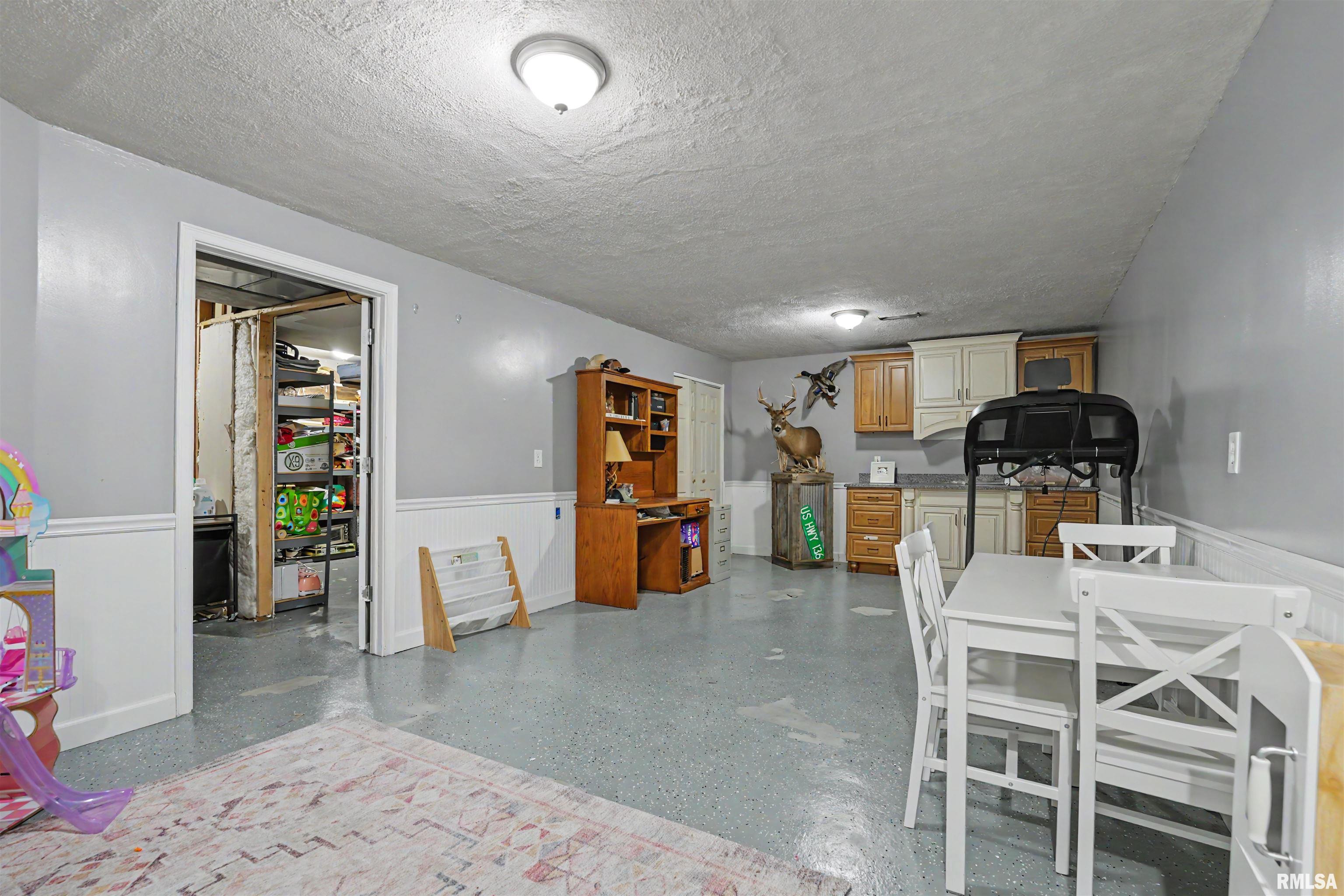 416 South Maple Avenue Minier, IL 61759 - Photo 31 of 45