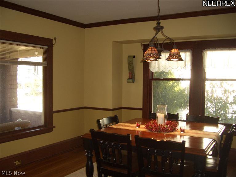 987 Roanoke Road Cleveland Heights, OH 44121 - Photo 5 of 25