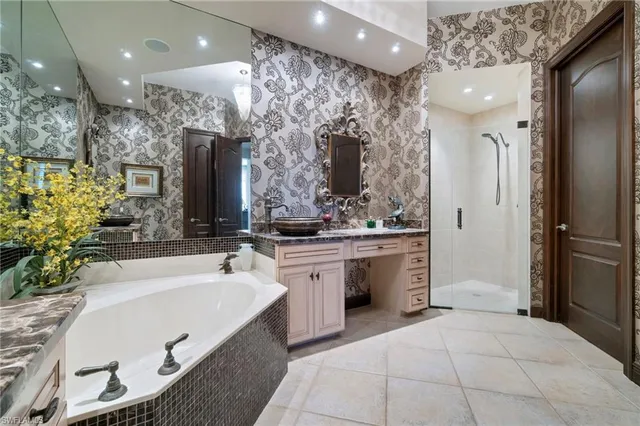 $1,200,000 | 15516 Monterosso Lane, Unit 101, Naples, FL 34110