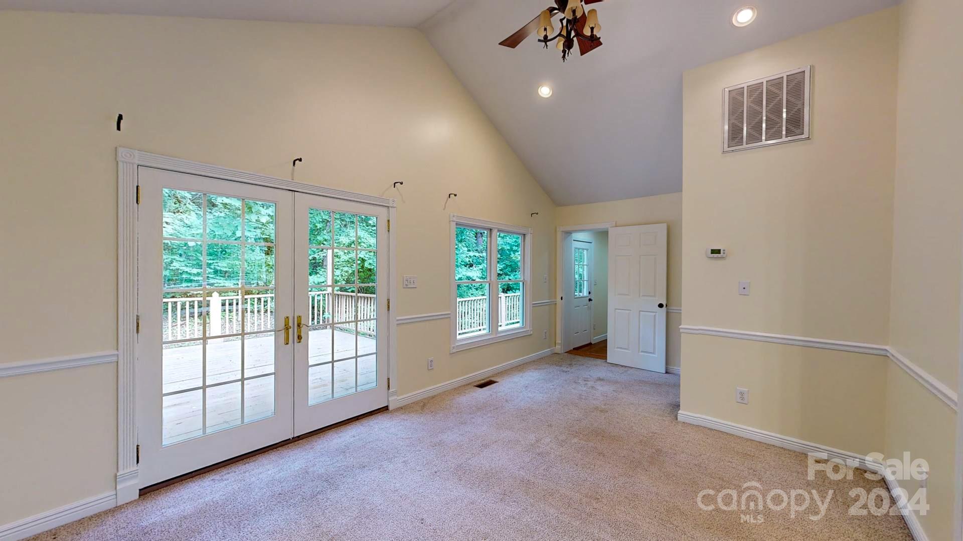 48 Maple Springs Road Asheville, NC 28805 - Photo 17 of 46 Gallery Image 17