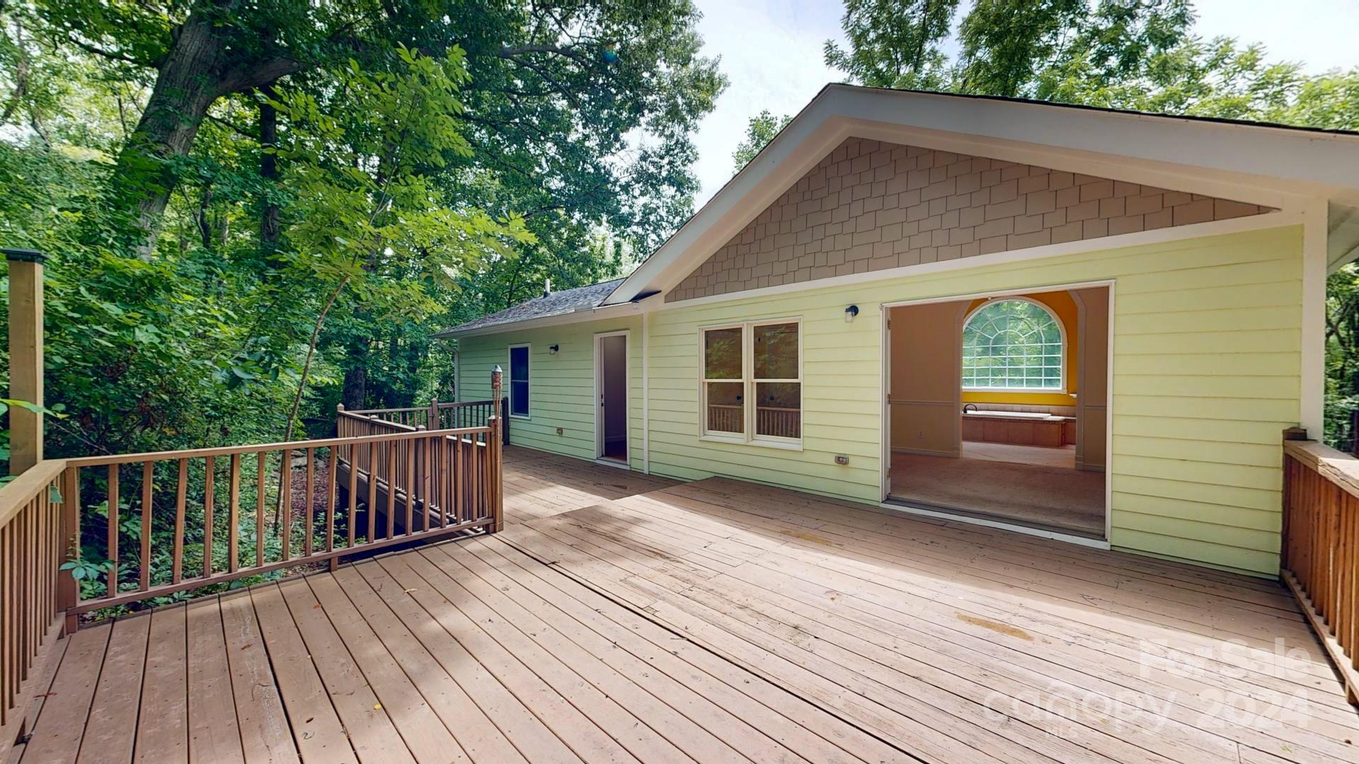 48 Maple Springs Road Asheville, NC 28805 - Photo 25 of 46 Gallery Image 25