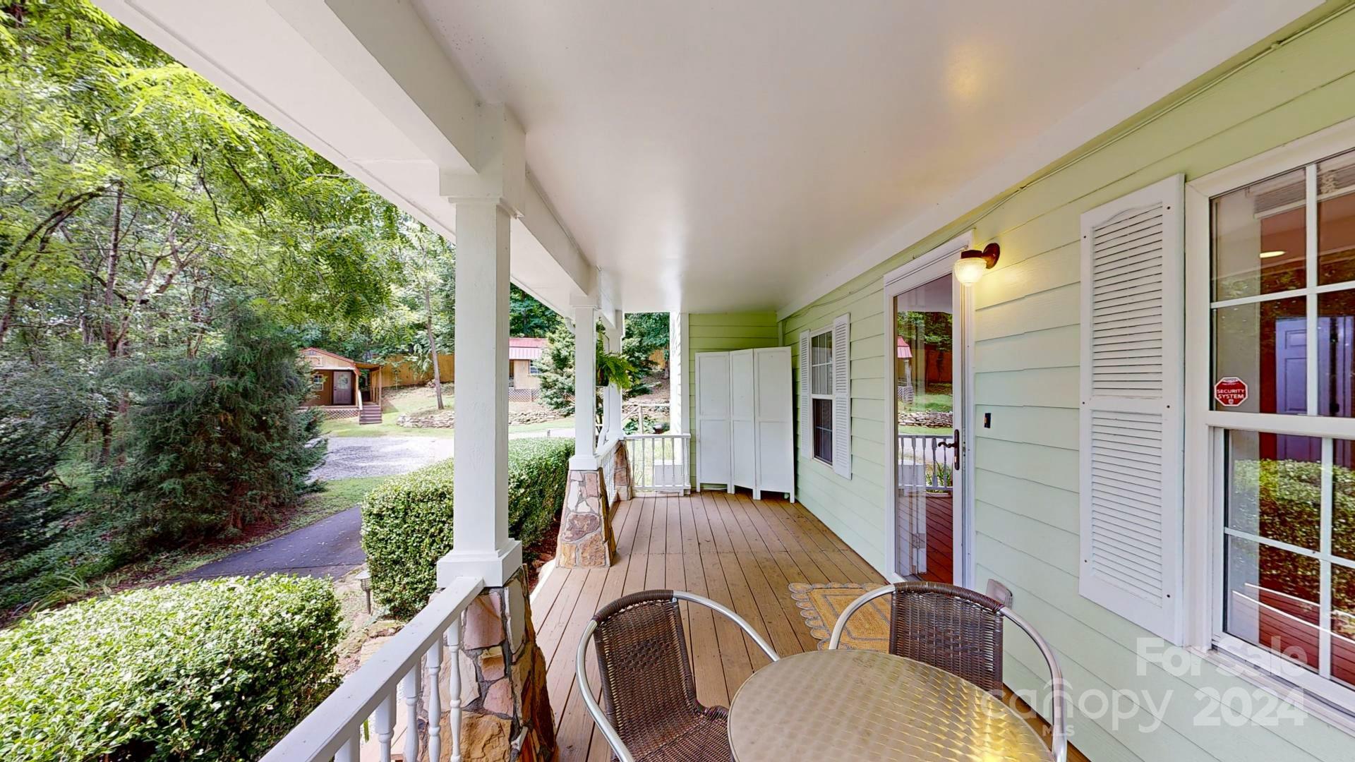 48 Maple Springs Road Asheville, NC 28805 - Photo 3 of 46 Gallery Image 3