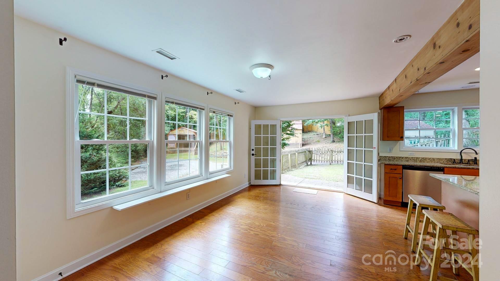 48 Maple Springs Road Asheville, NC 28805 - Photo 7 of 46 Gallery Image 7