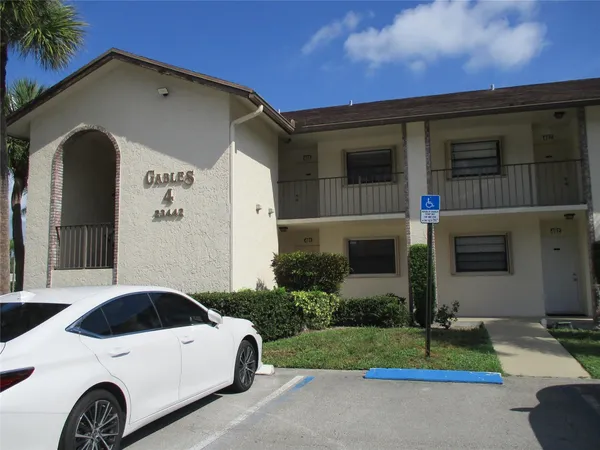$2,300 | 23442 Southwest 57th Avenue, Unit 406, Boca Raton, FL 33428