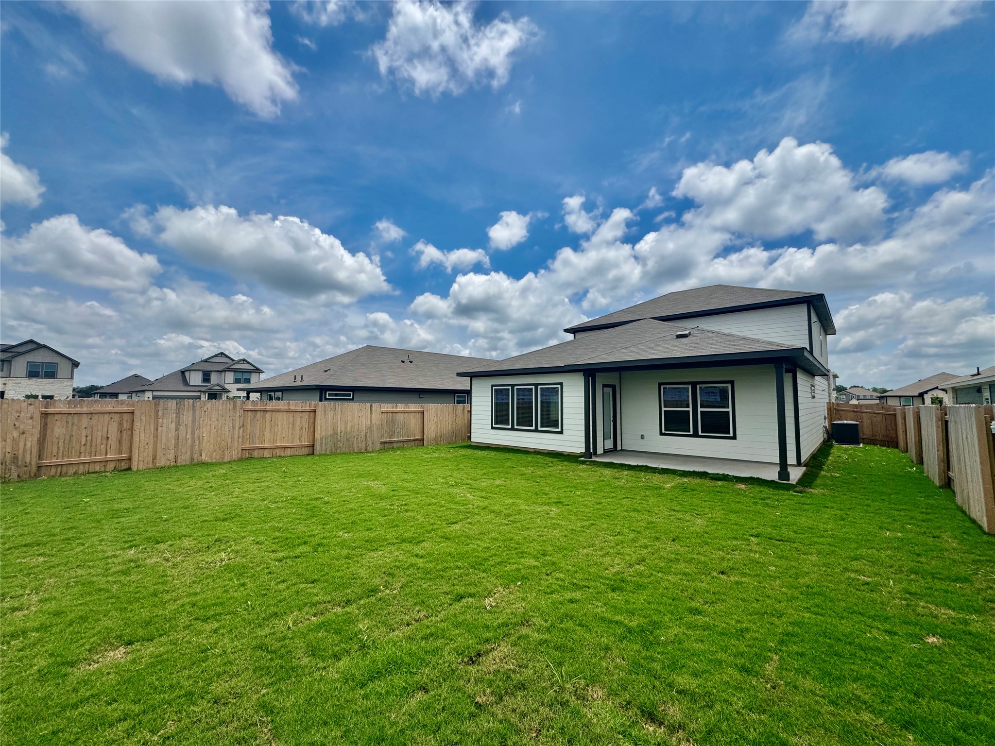 154 Boondoggle Ridge Cedar Creek, TX 78612 - Photo 5 of 16