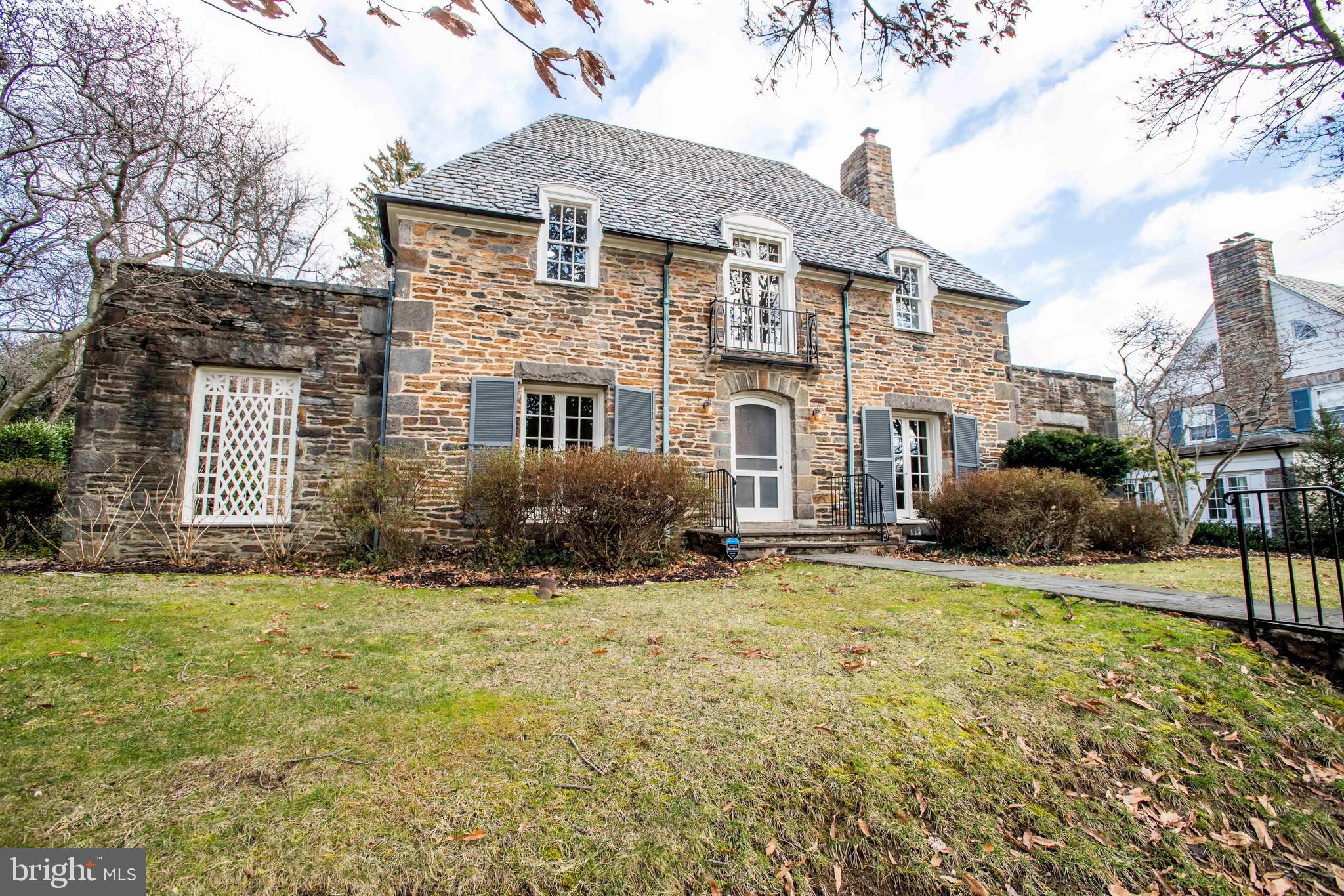 118 St Dunstans Road Baltimore, MD 21212 - Photo 2 of 39