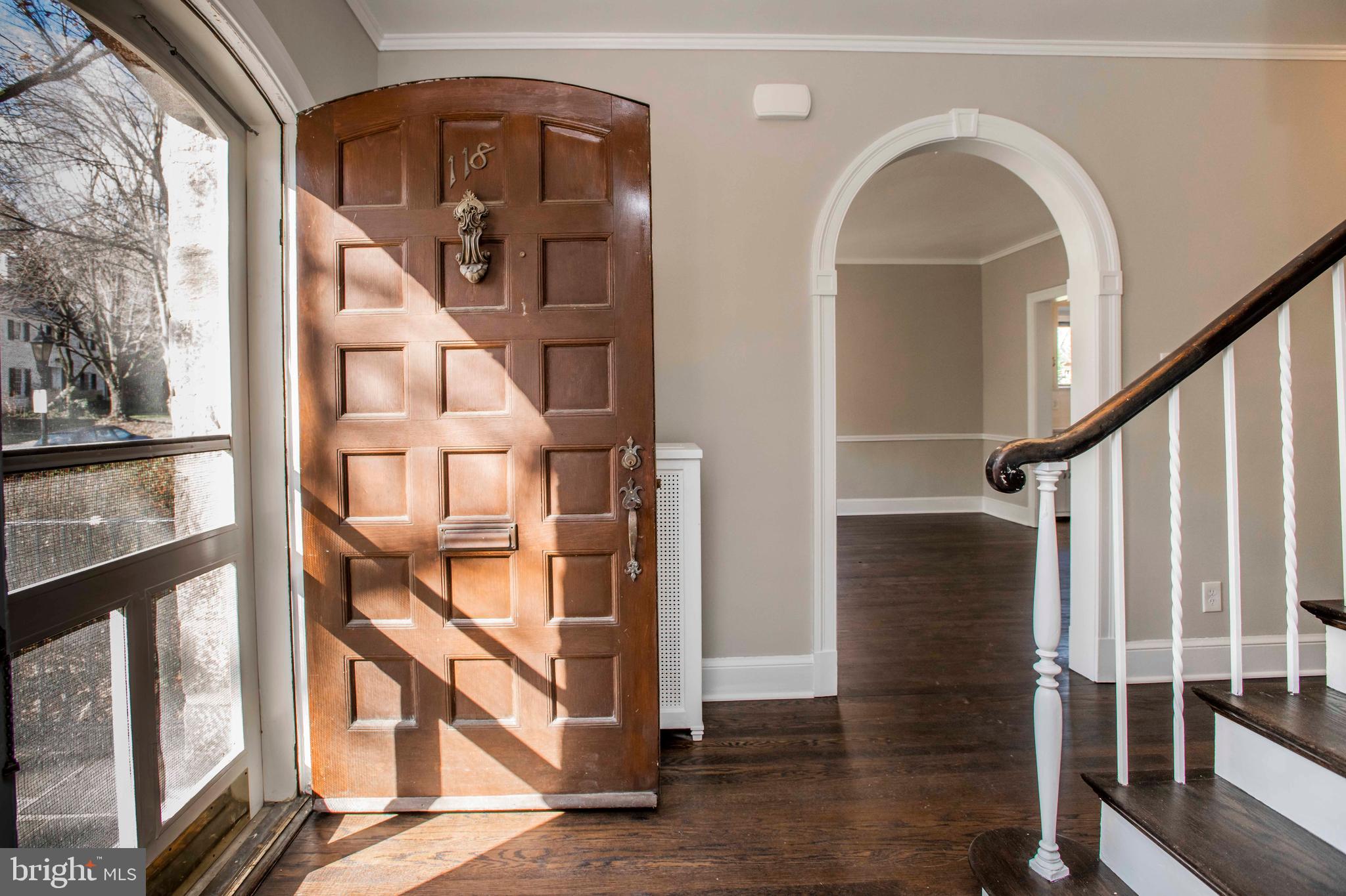 118 St Dunstans Road Baltimore, MD 21212 - Photo 3 of 39