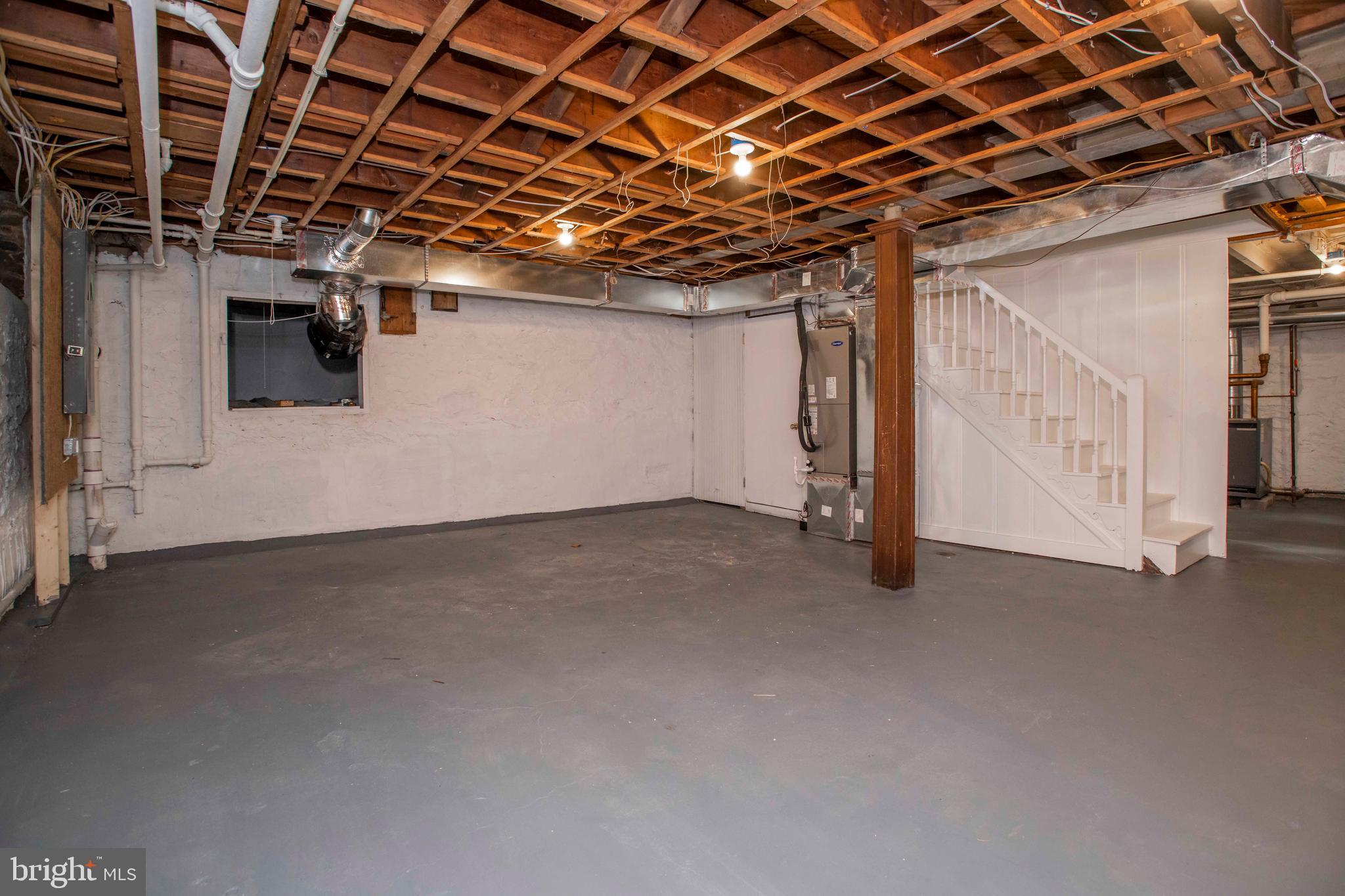 118 St Dunstans Road Baltimore, MD 21212 - Photo 32 of 39