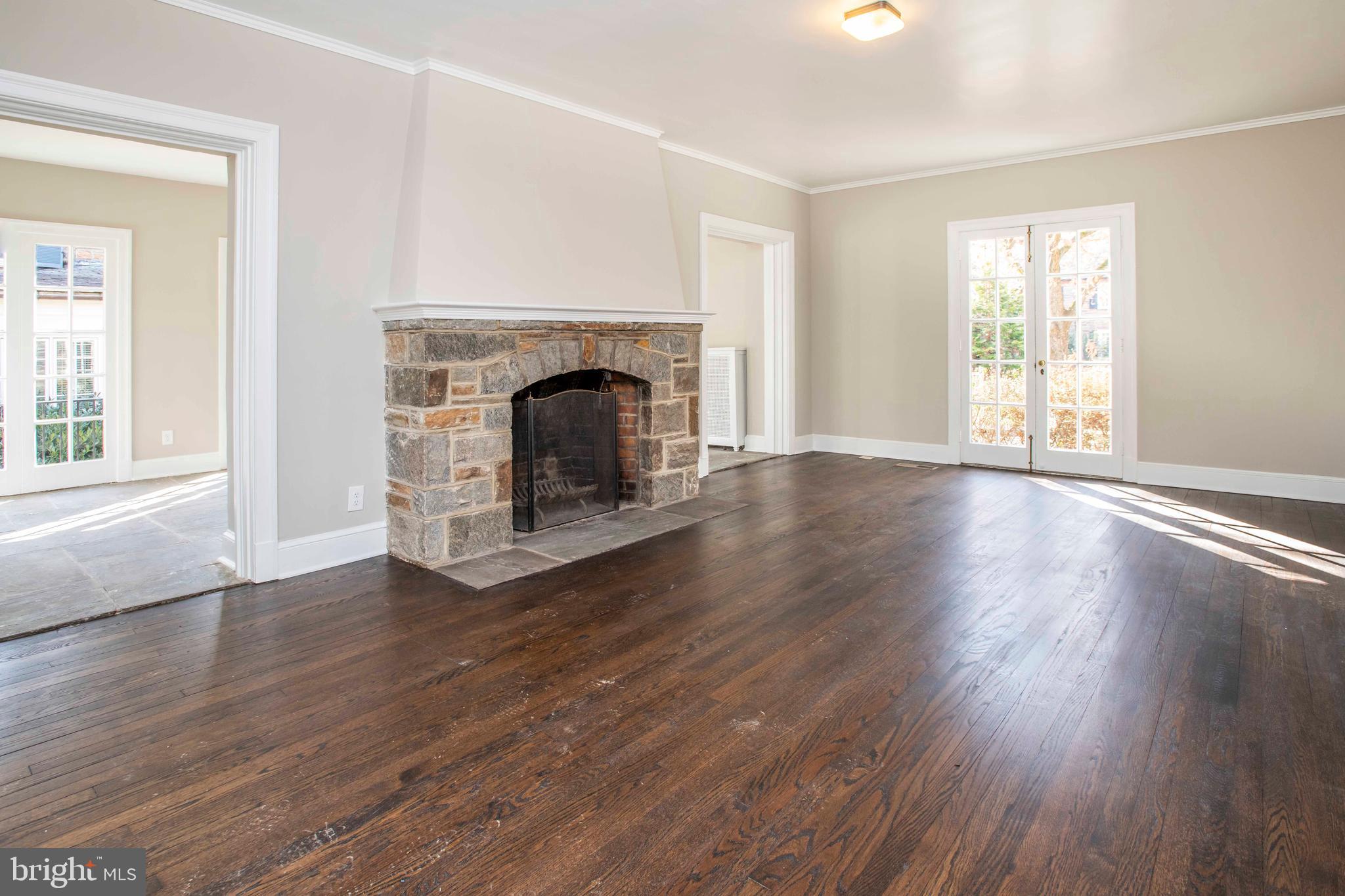118 St Dunstans Road Baltimore, MD 21212 - Photo 7 of 39