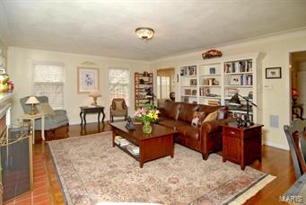262 Babler Road Town and Country, MO 63141 - Photo 4 of 24 Gallery Image 4