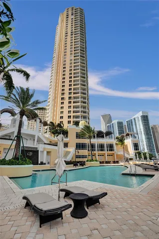 $12,750 | 848 Brickell Key Drive, Unit 3206, Miami, FL 33131